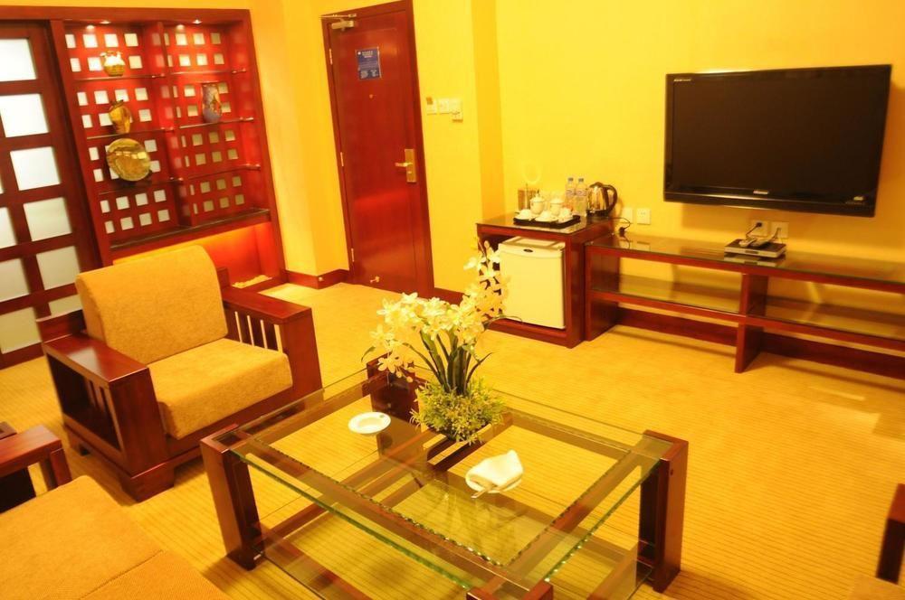 Lijiang Dian Jun Wang Hotel 外观 照片